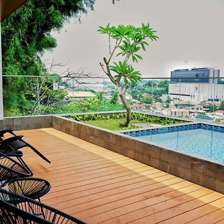 Patra Semarang Hotel & Convention Экстерьер фото