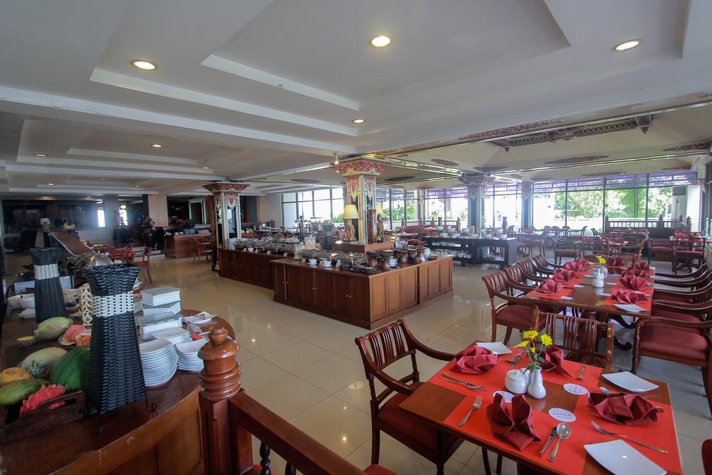 Patra Semarang Hotel & Convention Экстерьер фото