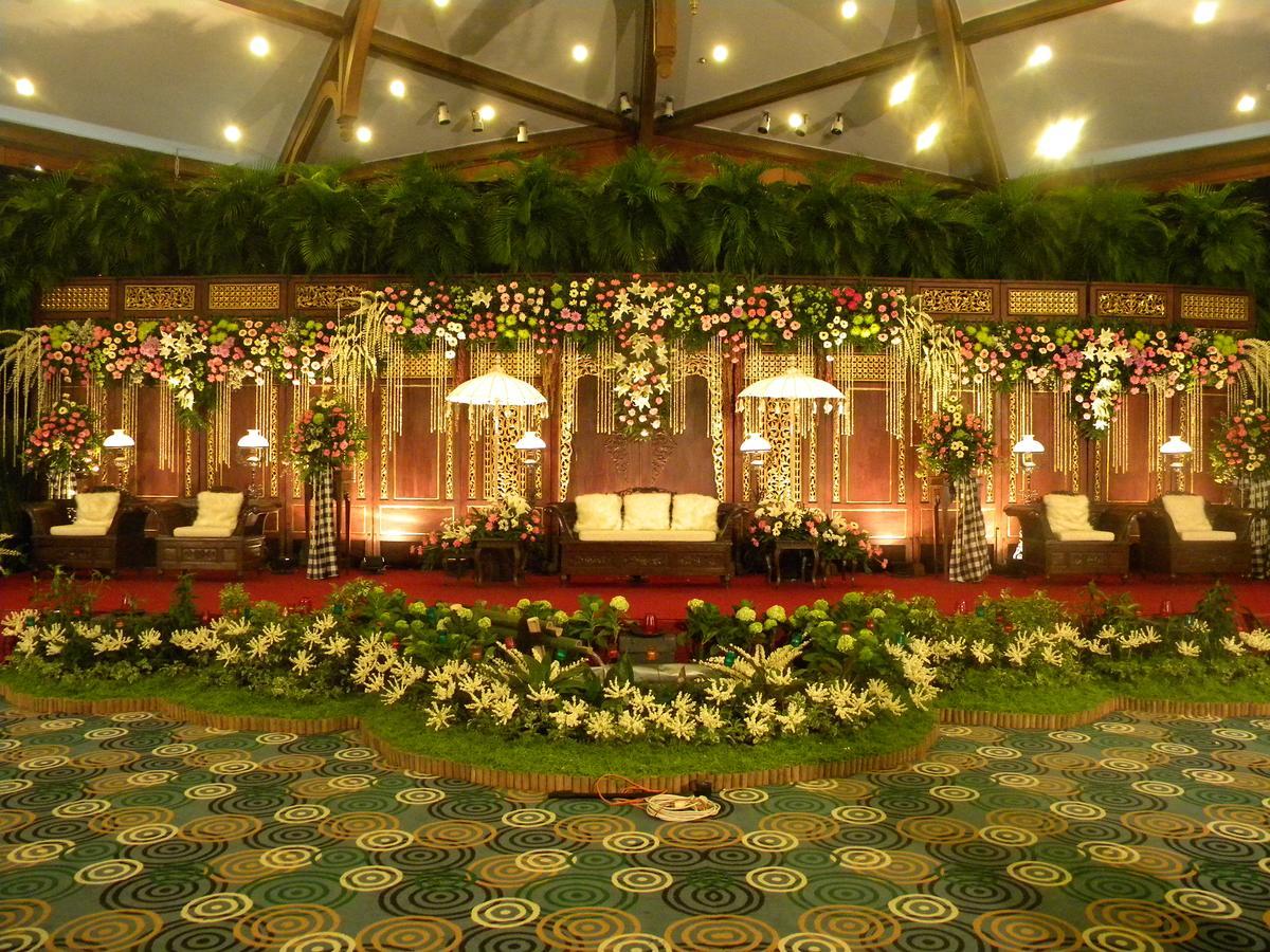 Patra Semarang Hotel & Convention Экстерьер фото